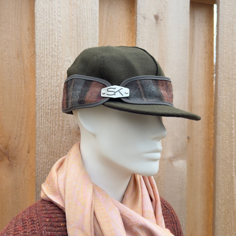 Ida Kromer with Hardware